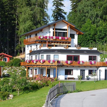 Haus Woehrer / Appartement Fischbacher Schladming Ruang foto